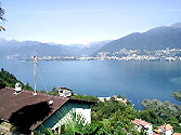 Unsere gemtlichen Ferienhuser befinden sich in Hanglage am Rande des kleinen Dorfes Orgnana und hat einen fantastischen Blick auf den Lago Maggiore und das andere Seeufer